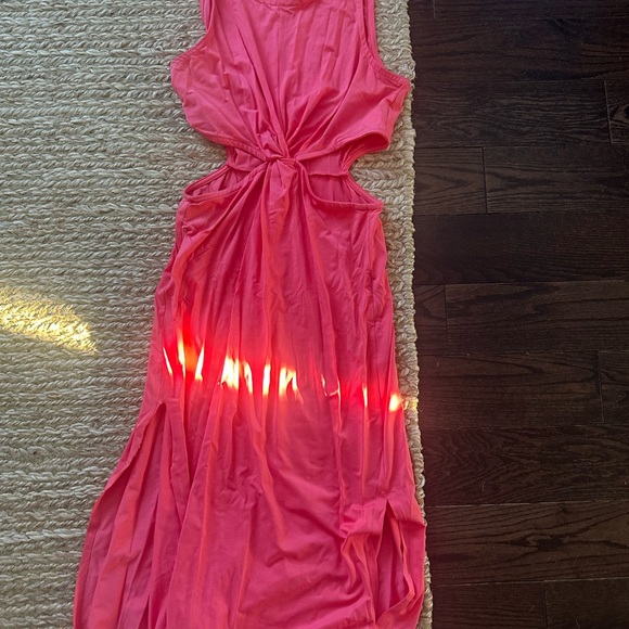 Beyond Yoga Around the world front twist dress - Picture 3 of 3